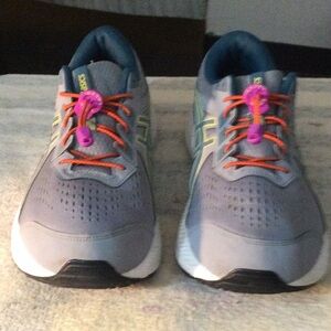 Gray Athletic Shoes with Orange and Purple Accents